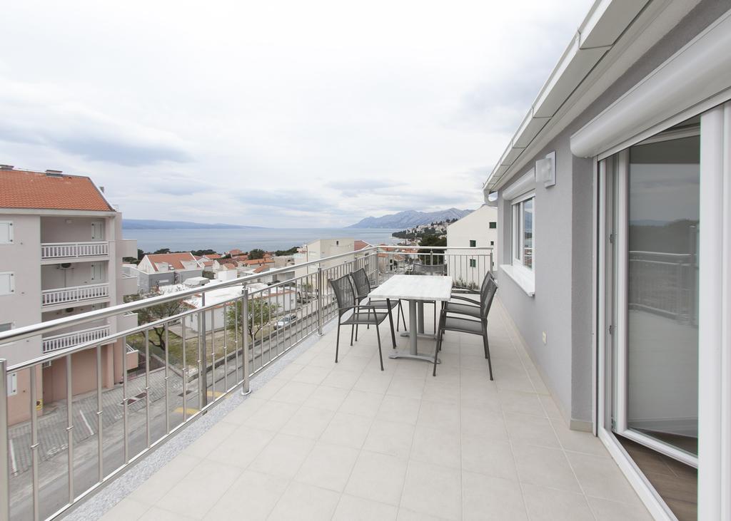 Apartments Villa Klara Baška Voda エクステリア 写真